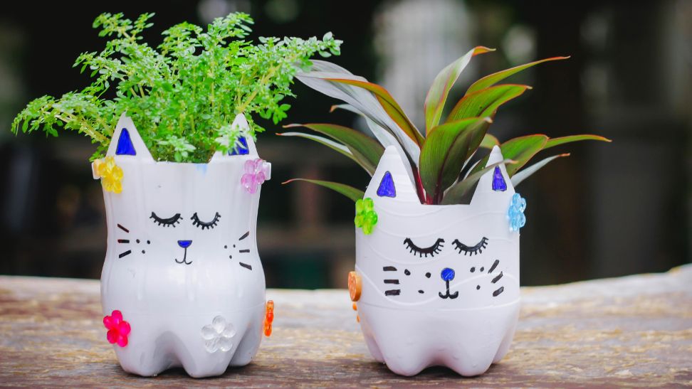 10 eco friendly crafts for a sustainable lifestyle (creative & green diy ideas)